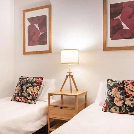 Spacious & Sunny Apt With Terrace In The City Center 바르셀로나 외부 사진