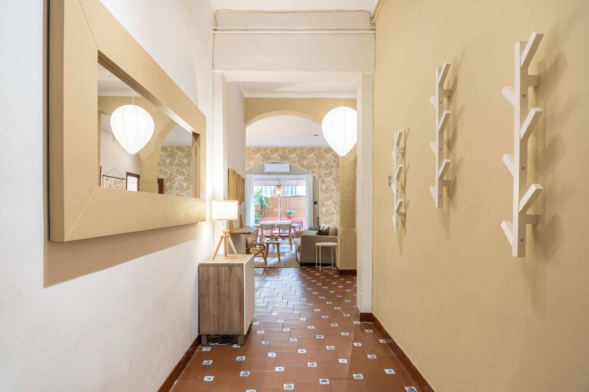 Spacious & Sunny Apt With Terrace In The City Center 바르셀로나 외부 사진