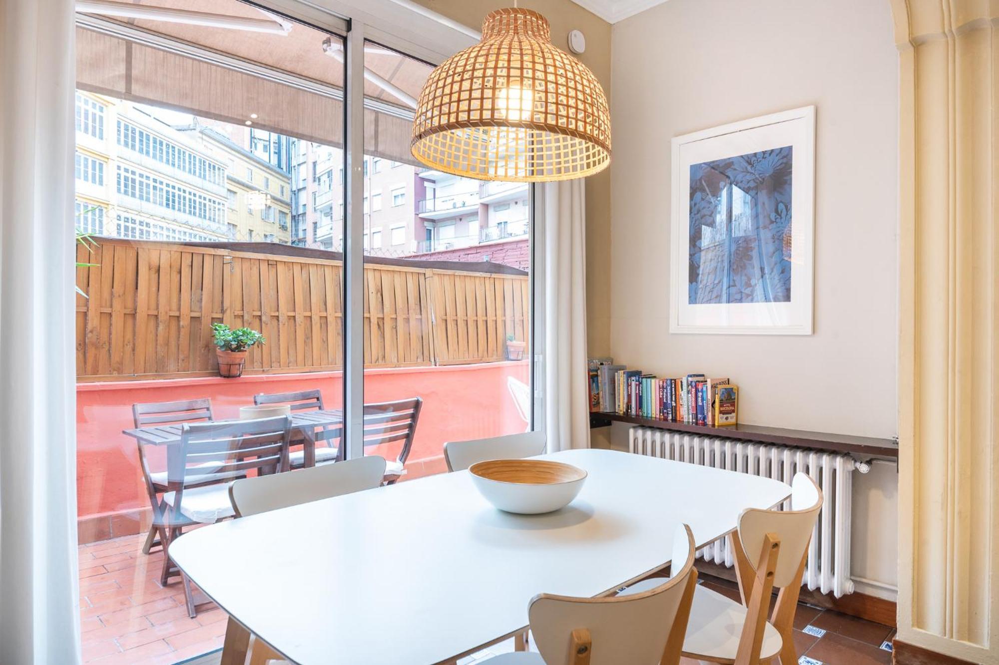 Spacious & Sunny Apt With Terrace In The City Center 바르셀로나 외부 사진