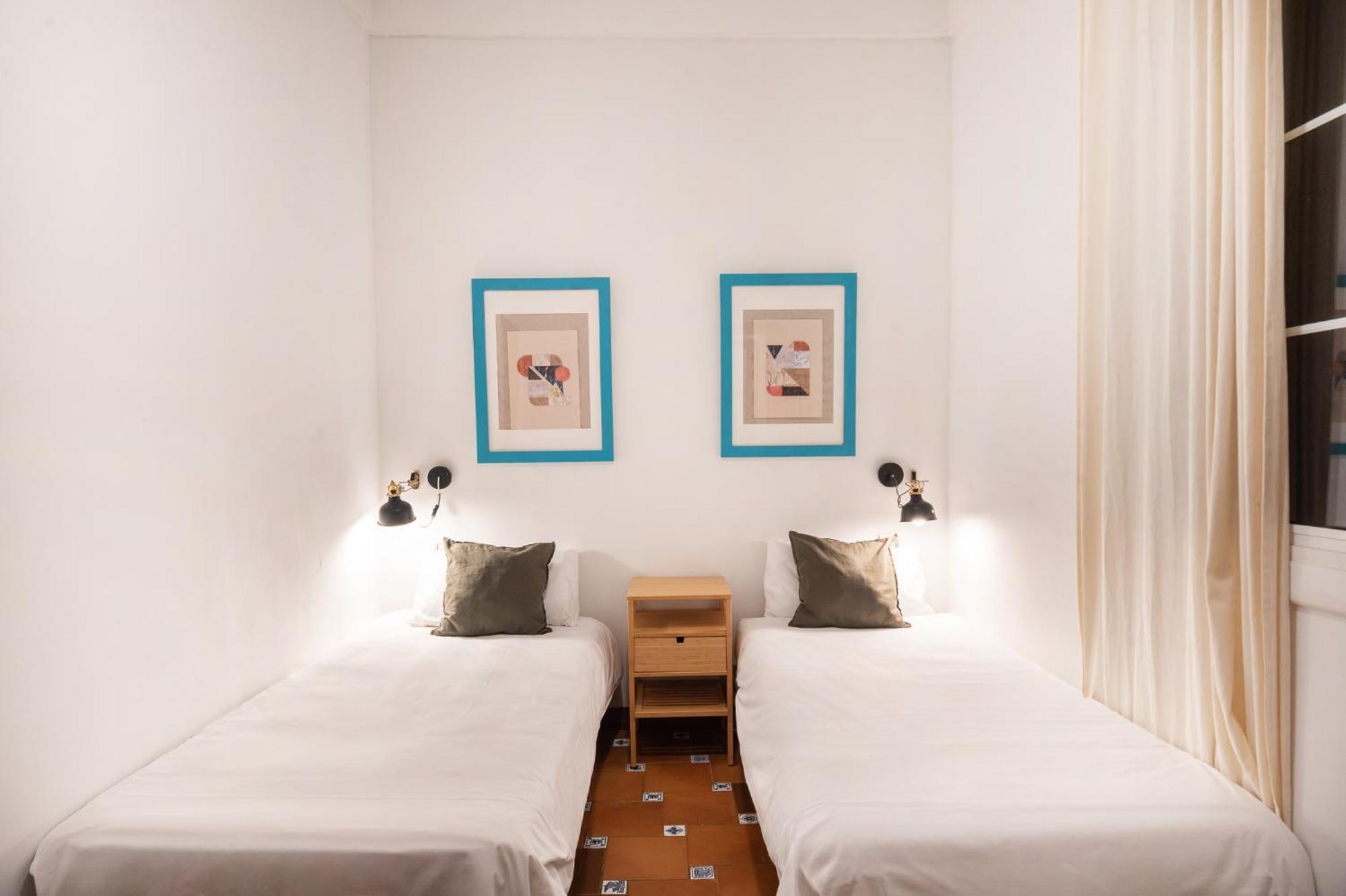 Spacious & Sunny Apt With Terrace In The City Center 바르셀로나 외부 사진